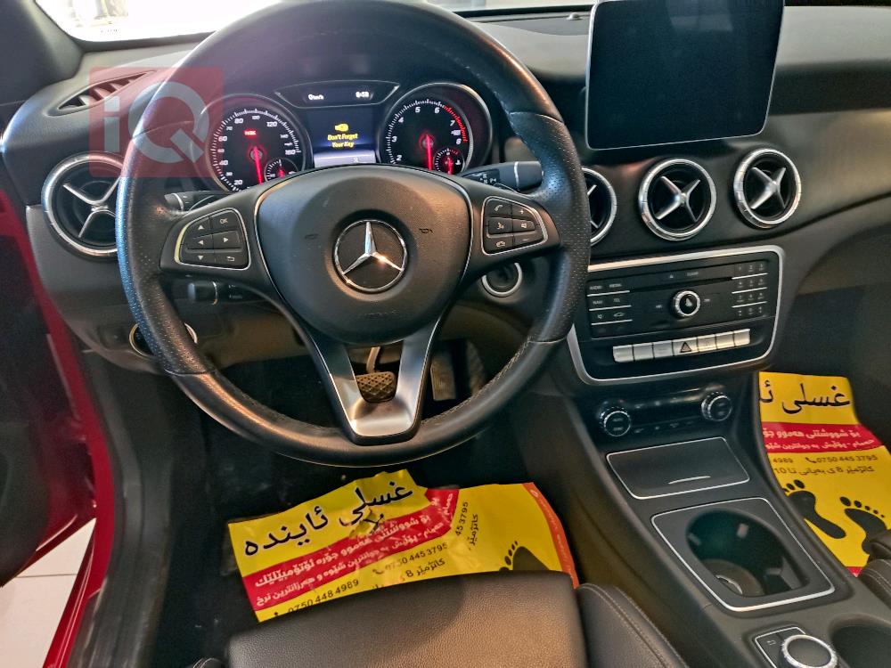 مێرسێدس بێنز CLA